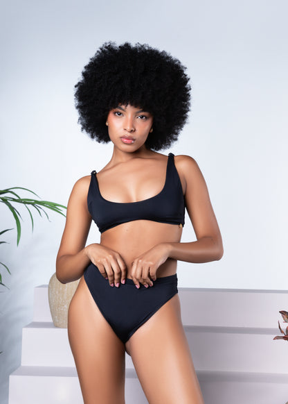 Rosalia Sporty Bikini Top – Black